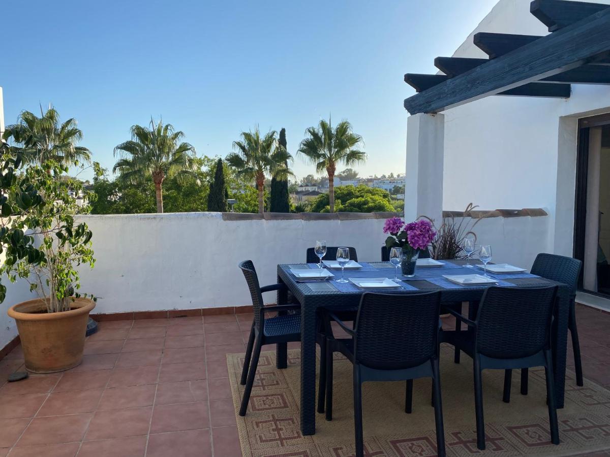 شقة إِستيبونا  في Beautiful Penthouse In A Perfect Location المظهر الخارجي الصورة