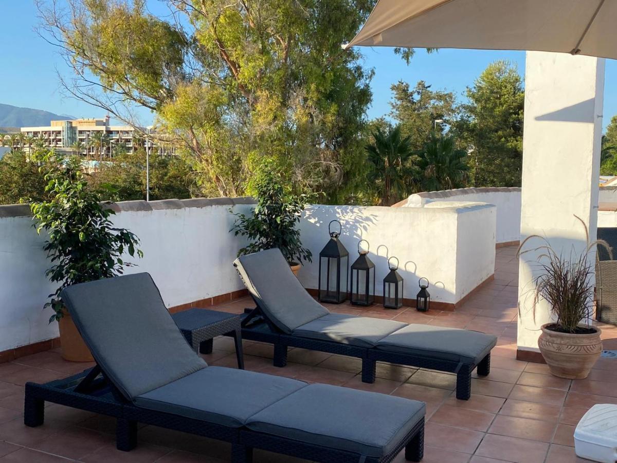 شقة إِستيبونا  في Beautiful Penthouse In A Perfect Location المظهر الخارجي الصورة