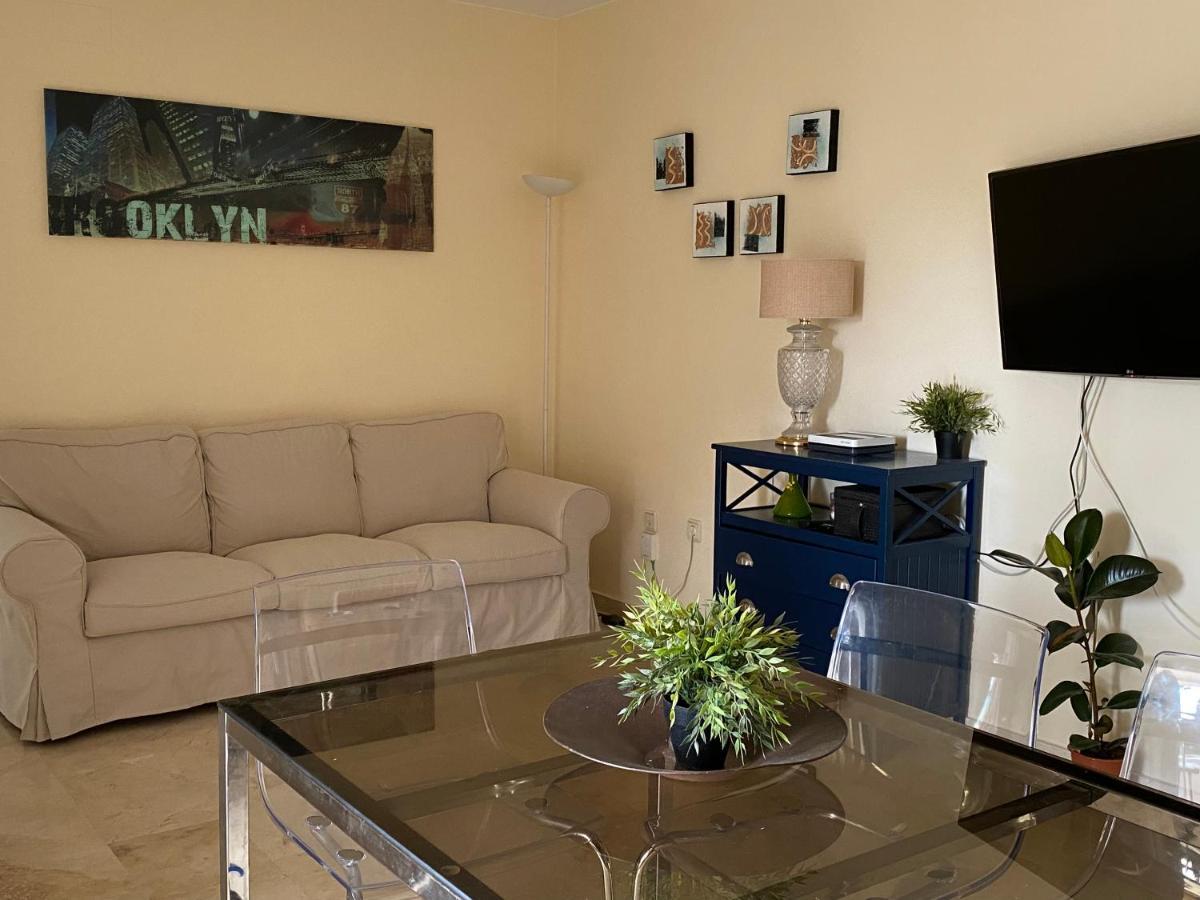 شقة إِستيبونا  في Beautiful Penthouse In A Perfect Location المظهر الخارجي الصورة