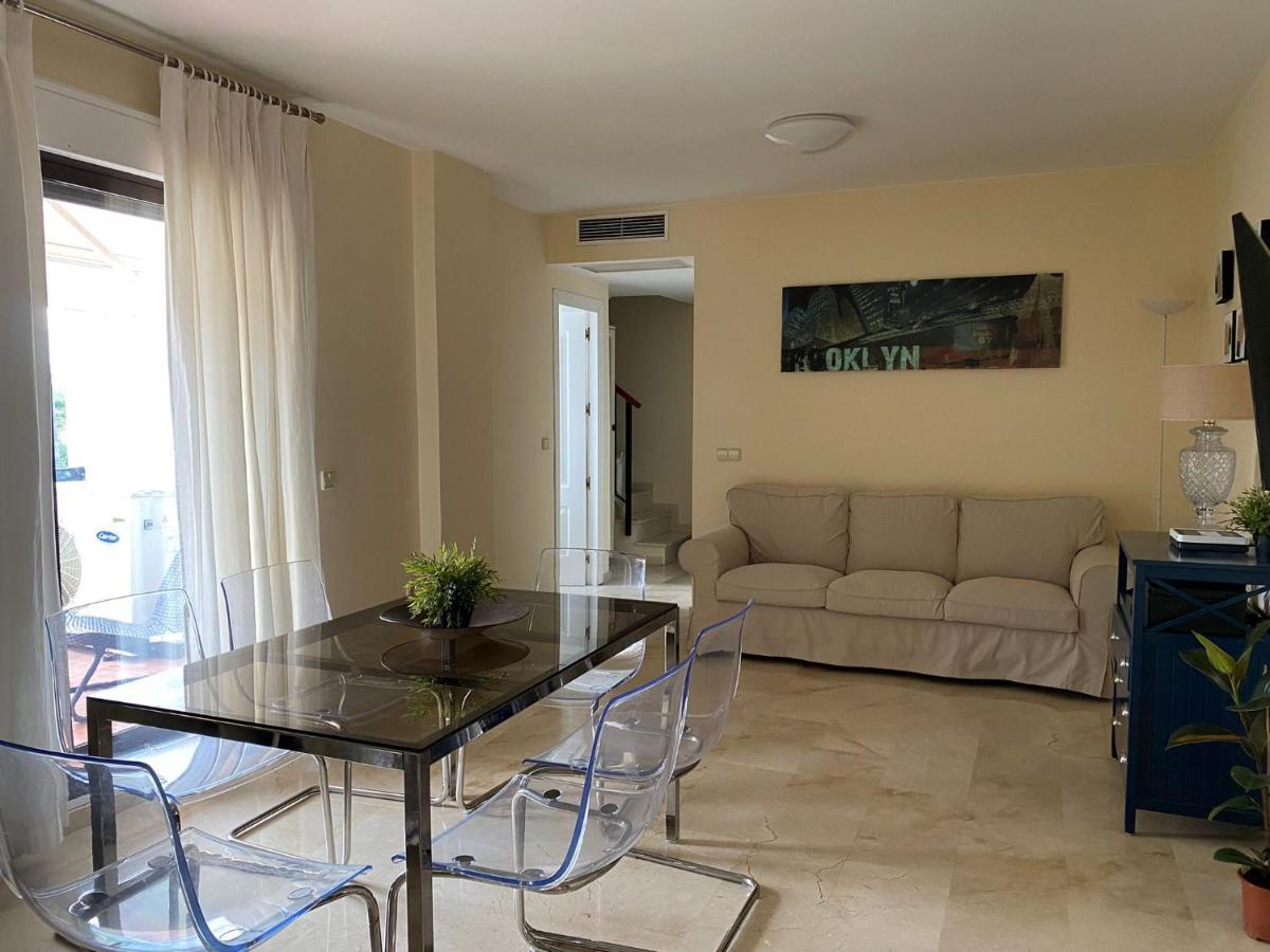 شقة إِستيبونا  في Beautiful Penthouse In A Perfect Location المظهر الخارجي الصورة